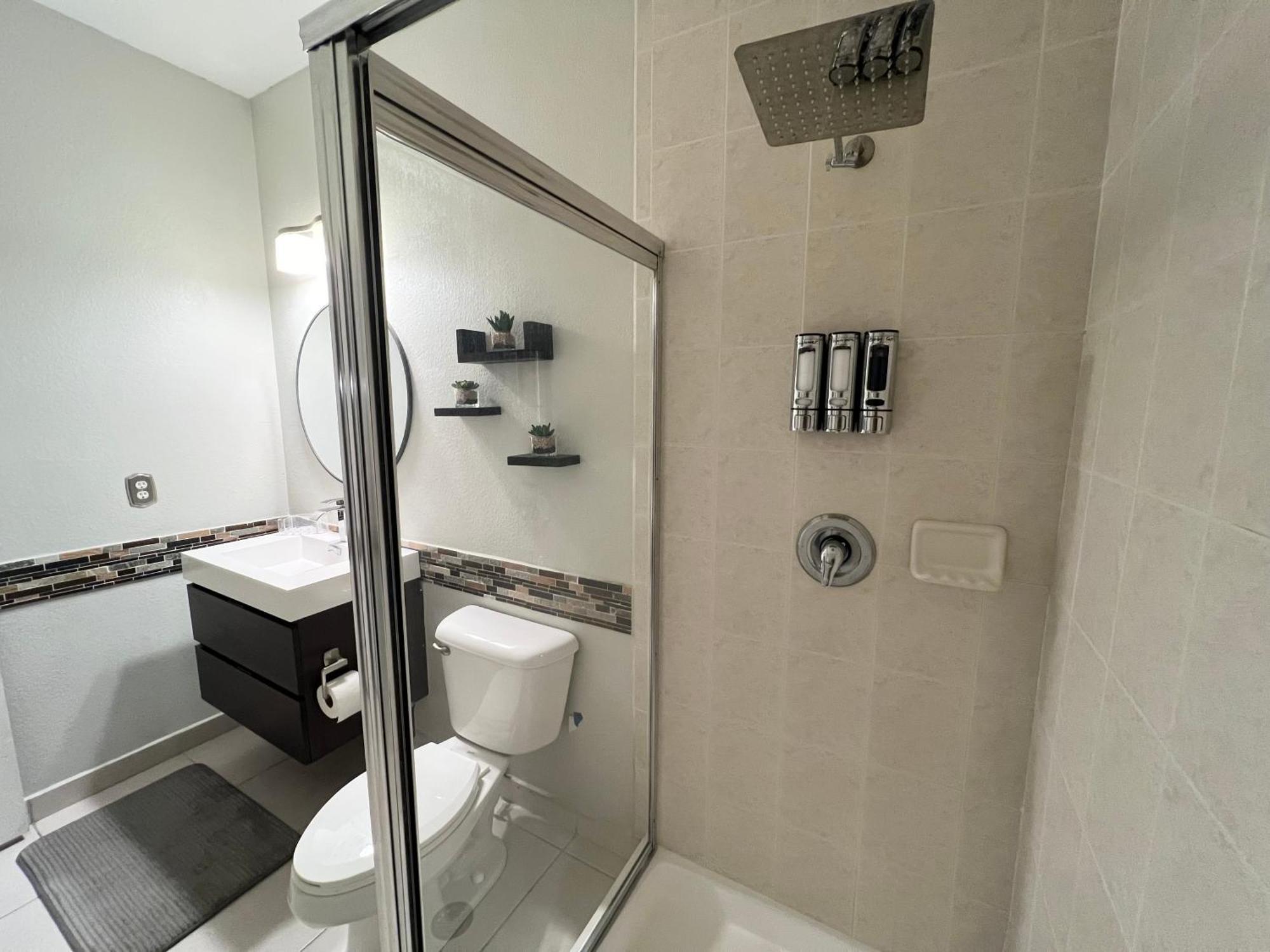 Appartamento Chic Private Retreat Homestead Esterno foto