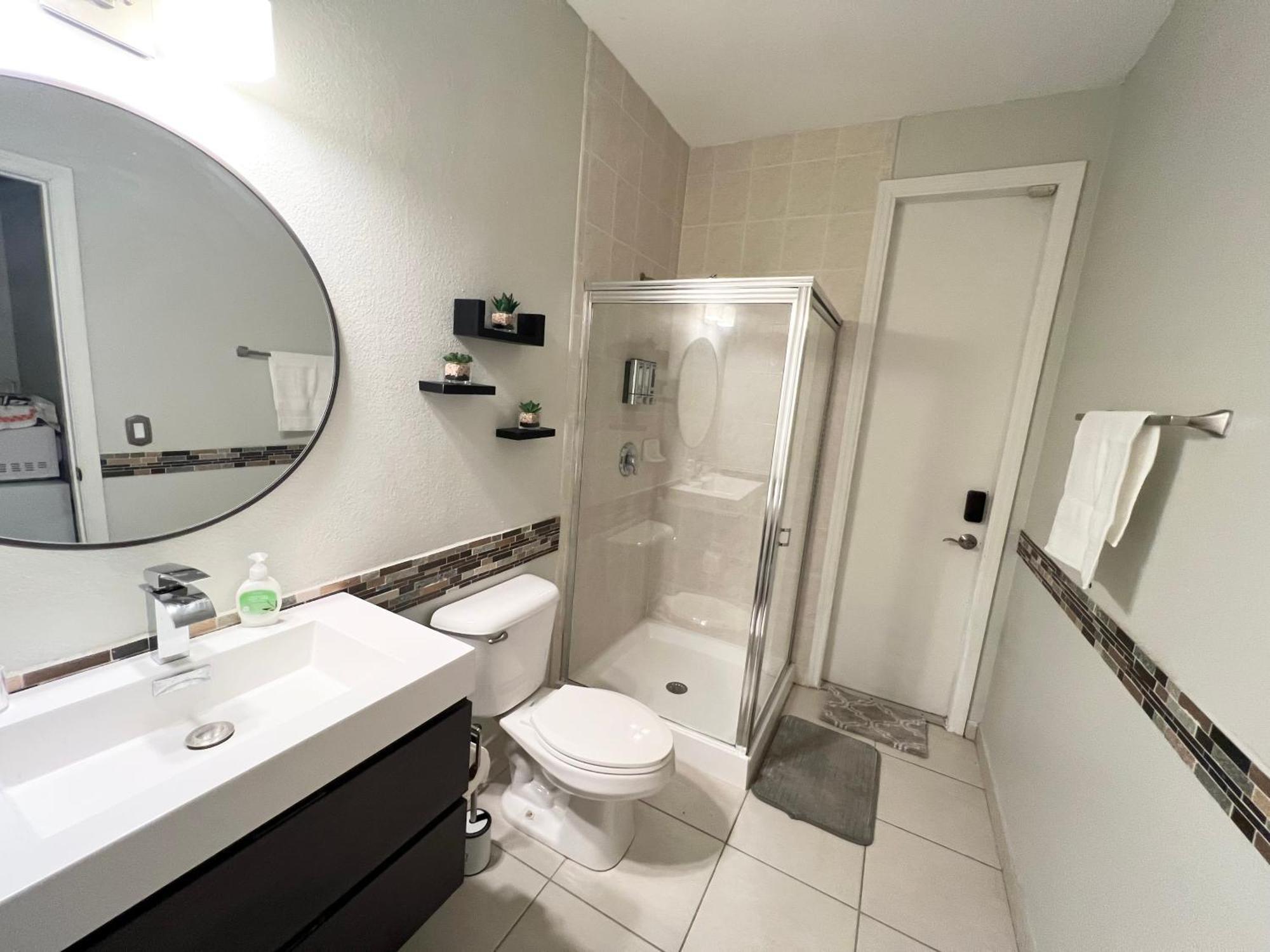 Appartamento Chic Private Retreat Homestead Esterno foto